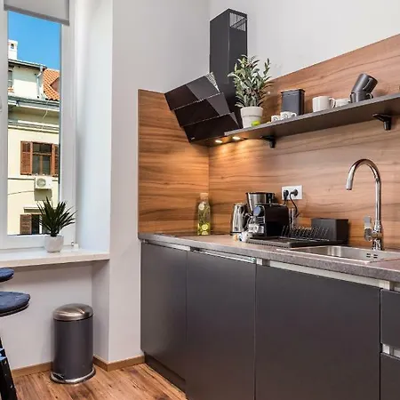 Porto Marina Apartments Rijeka Exterior foto